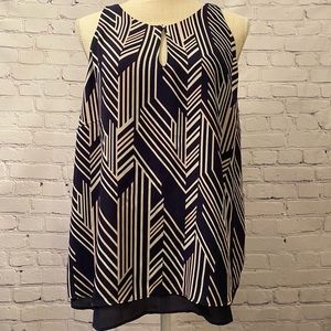 Dalia Women’s size Large Sleeveless Blouse